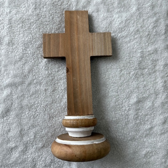 Cross Statue - NWT - Picture 2 of 5